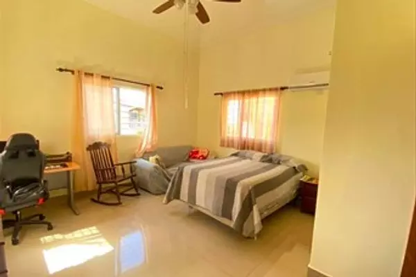casas - HERMOSA CASA 2 NIVELES EN LOS CERROS DE ARROYO lll 4