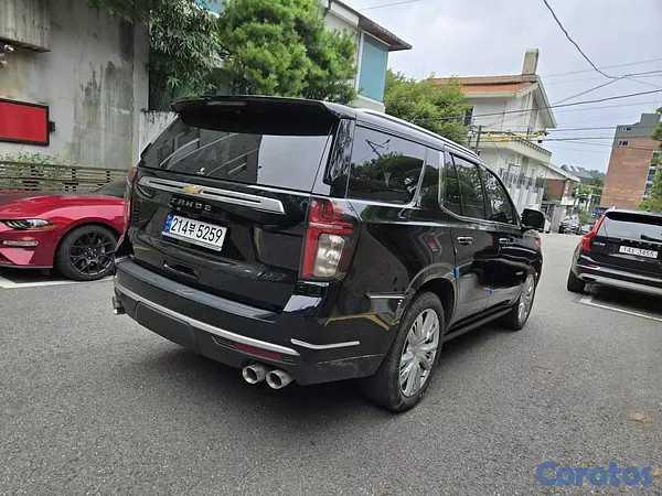 jeepetas y camionetas - CHEVROLET TAHOE HIGHCOUNTRY 2023 NEGRO GASOLINA 3