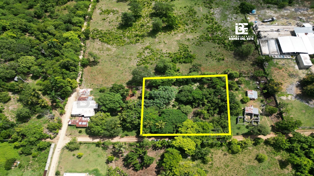 solares y terrenos - Se Vende 3.3 Tareas en Ramon Santana 0