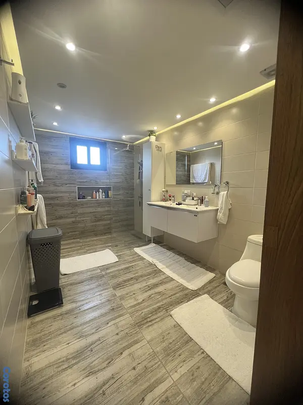 penthouses - PENTHOUSE EN VENTA URBANIZACIÓN REAL
4 hab. 4 baños terraza privada 3 parqueos 6