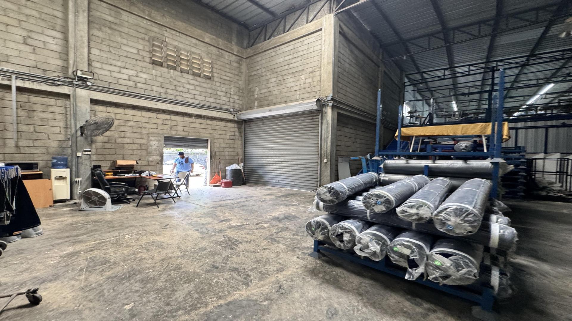otros inmuebles - NAVE DE RENTA EN SANTIAGO LICEY PROXIMO A LA CIRCUNVALACION 7