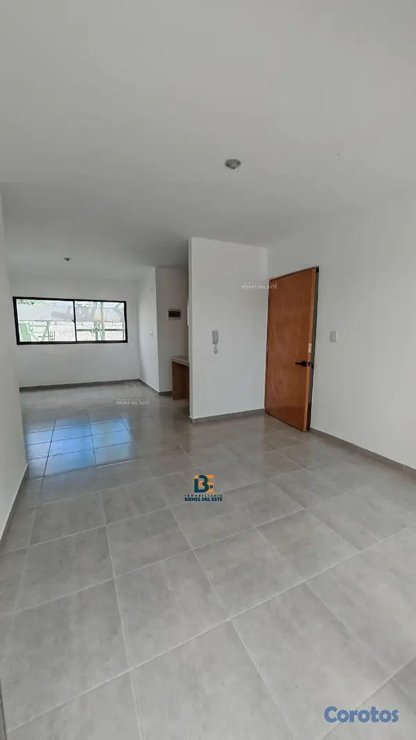 apartamentos - Se Renta NUEVO Apartamento de Tres habitaciones en 5