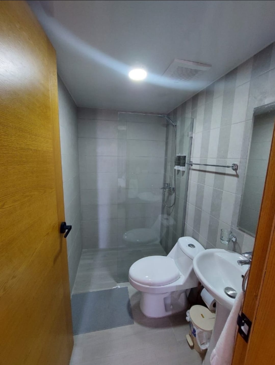 apartamentos - ALQUILO APART. AMUEBLADO PROXIMO AL MIRADOR SUR 8