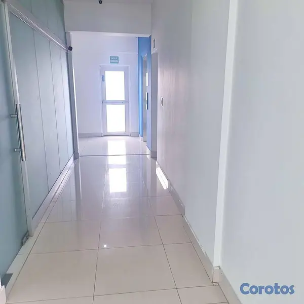 oficinas y locales comerciales - Local comercial en alquiler en el Millon 2