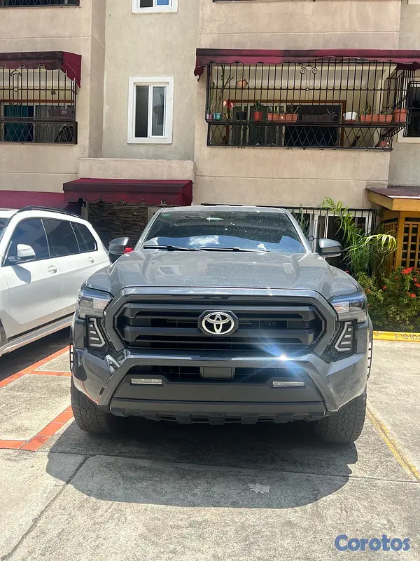 jeepetas y camionetas - Toyota tacoma TRD 2024 10