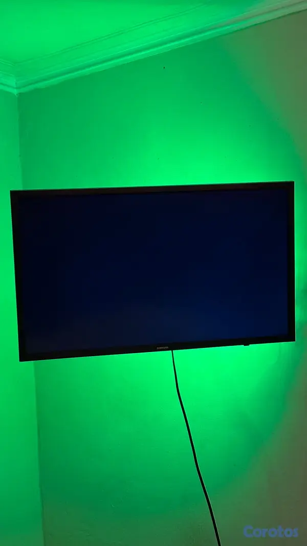 tv - Samsung Smart TV 32 pulgadas + base pared Full Mot 4