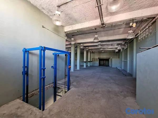 otros inmuebles - Nave Industrial en San Carlos Cerca de la Duarte 8