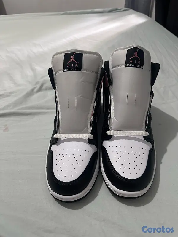 zapatos para hombre - Jordan 1 Mid Blanco/Negro/Rosado 3
