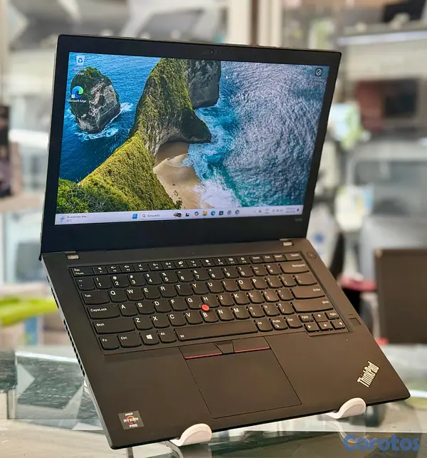 computadoras y laptops - excelente  Lenovo Thinkpad A485 AMD Ryzen 5 PRO 25 1