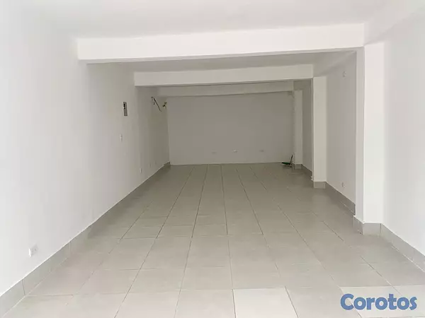 oficinas y locales comerciales - Local en primer nivel el millon 2