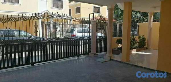 casas - Casa en cabimar, cerca de la charles 3