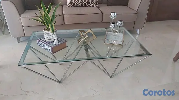 decoración y accesorios - Juego de tres mesas  2