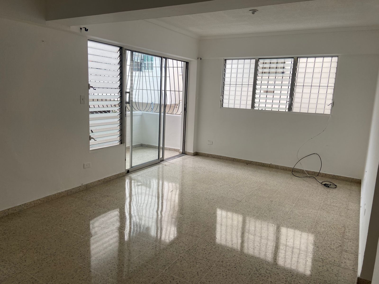 apartamentos - Apartamento en Venta en los Cacicazgos 1H, 1B, 1P, 2do Nivel 5
