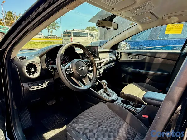 carros - Kia Forte LX 2020 4