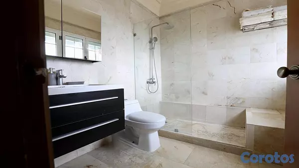 apartamentos - VENDO APARTAMENTO DE LUJO CON 600 MT2 EN LOS CACICAZGOS 4