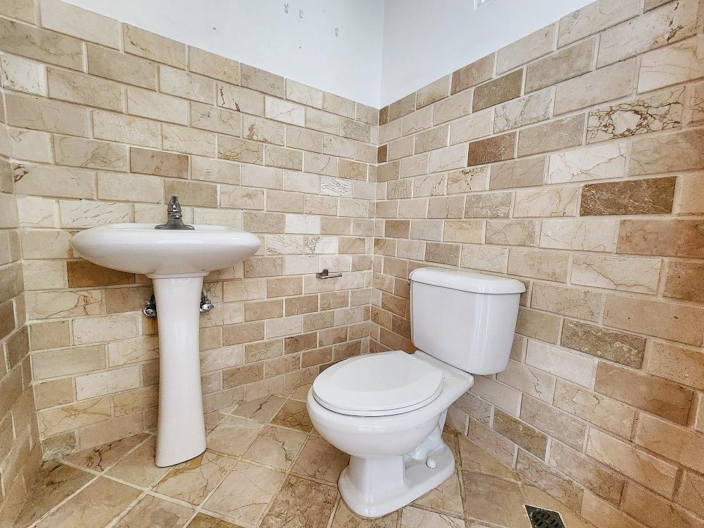 apartamentos - ESPACIOSO APARTAMENTO ASCENSOR Y PARQUEOS TECHADOS LA TRINITARIA SANTIAGO 4
