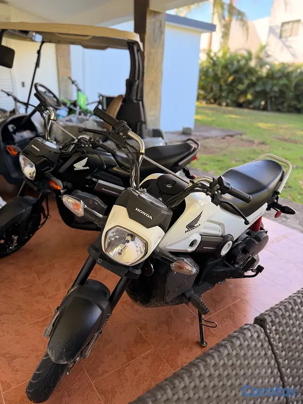 motores y pasolas - HONDA NAVI BLANCA Y NEGRA  2