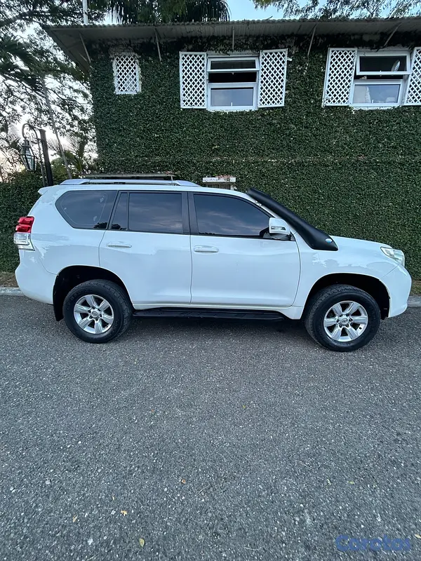 jeepetas y camionetas - Toyota Prado VX 2012 3