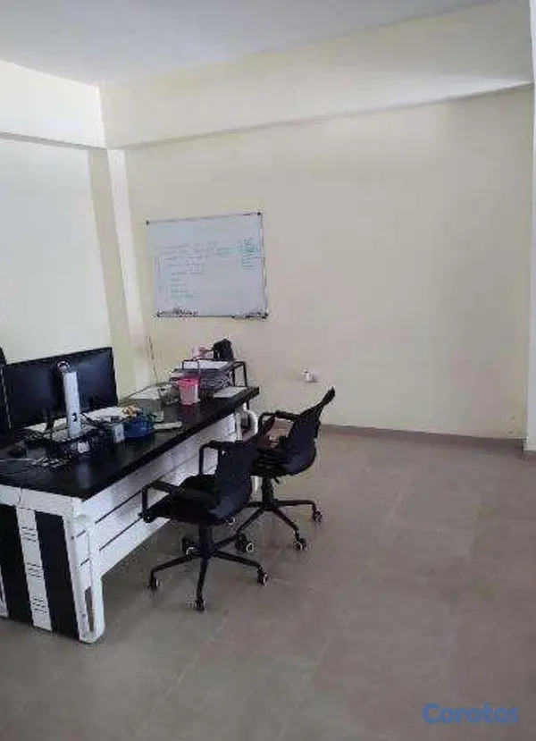 oficinas y locales comerciales - VENDO O ALQUILO Local Comercial de 485 Mts.2 en BA 8