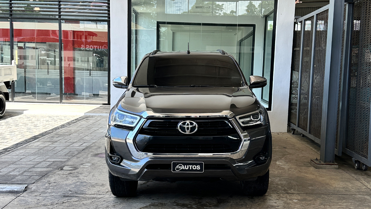 jeepetas y camionetas - Toyota Hilux 2022 8
