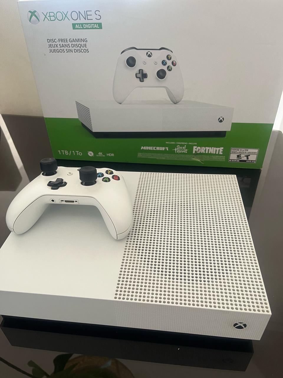 consolas y videojuegos - Xbox One como nuevo  1