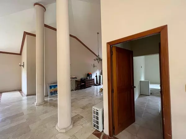 casas - 
SIN INTERMEDIARIOS vendo CASA VILLA EN METRO COUNTRY  CLUB con 1550metros
 9