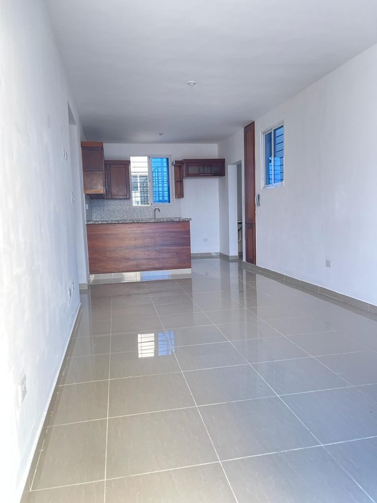 apartamentos - Vendo apartamento en 3er nivel ubicado en los Llanos de Gurabo 1