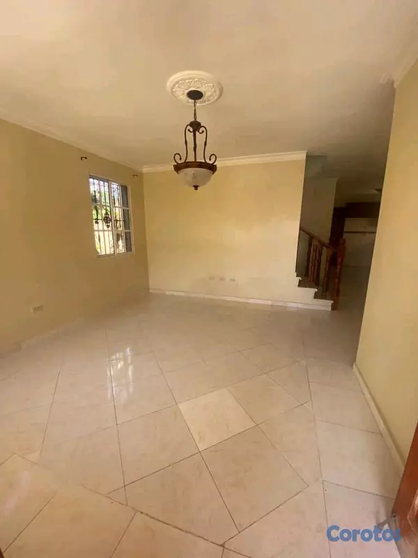 casas - Venta de Casa en Residencial Amalia Santo domingo este 12