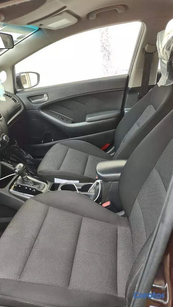 carros - KIA FORTE 2017 4