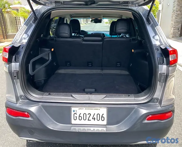 jeepetas y camionetas - JEEP CHEROKEE LIMITED 2016 9