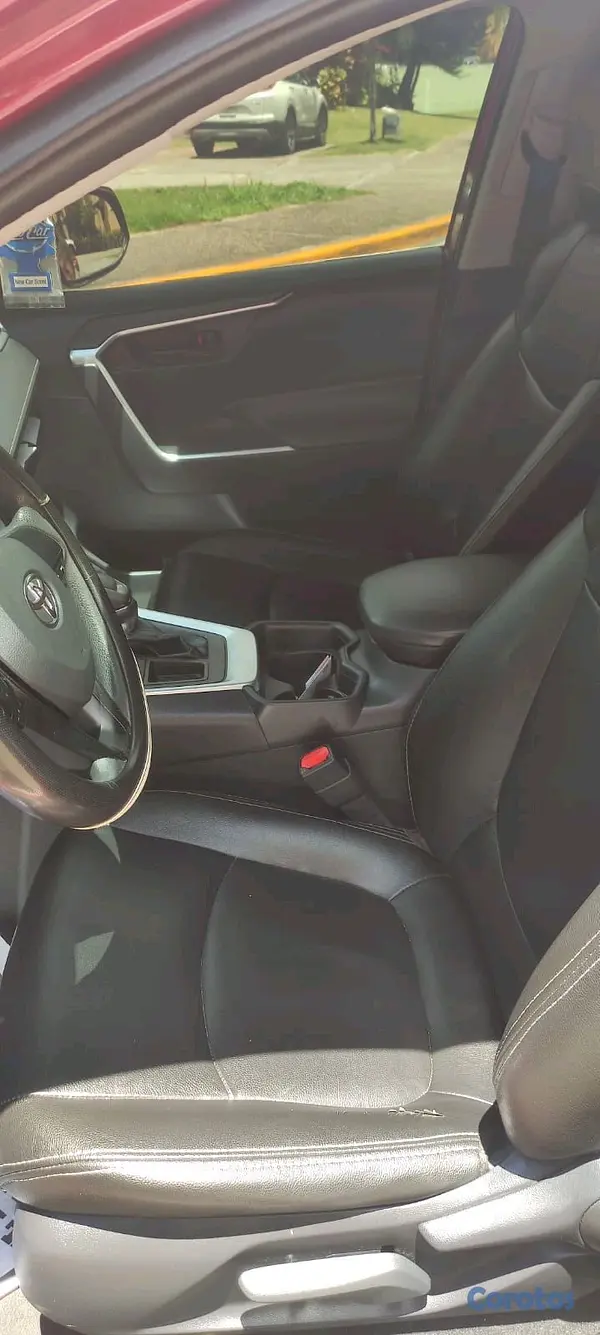 jeepetas y camionetas - Toyota rav4 2020 limited  8