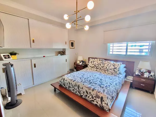 apartamentos - Apartamento en Venta EVARISTO MORALES  USD 260,000 6