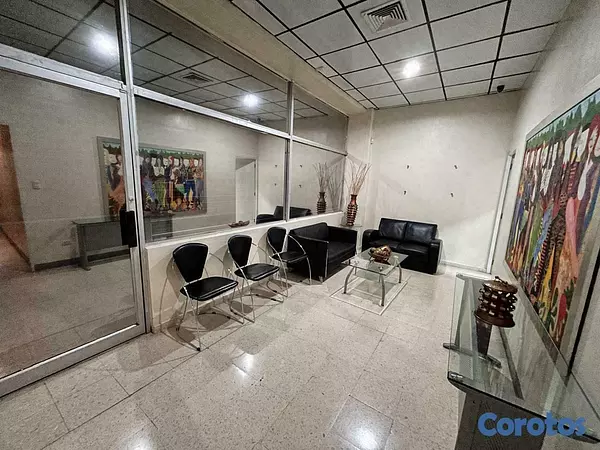 oficinas y locales comerciales - Oportunidad de Inversión, Excelente local en la Rómulo en punto comercial 3