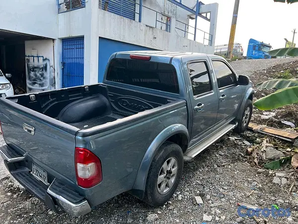 jeepetas y camionetas - IZUSU dmax 2005 6