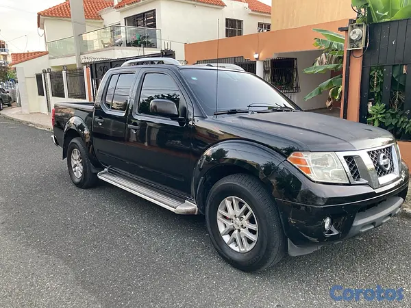 jeepetas y camionetas - Nissan Frontier SV 9
