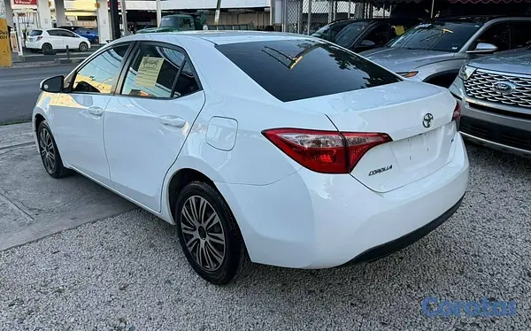 carros - 2019 Toyota Corolla  2