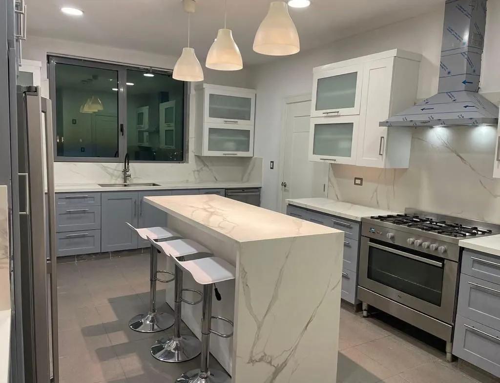 apartamentos - Alquiló serralles puso 11 sin muebles tres hab 3pa 4