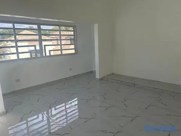 casas - Vendo Casa en Arroyo Hondo, Santo Domingo Distrito Nacional  3