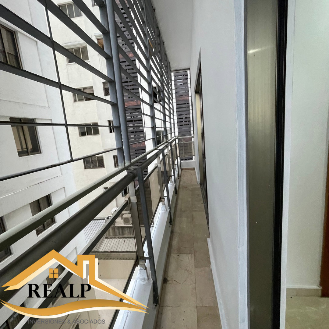 apartamentos - hermoso apartamento en ensanche Pasaiso  2