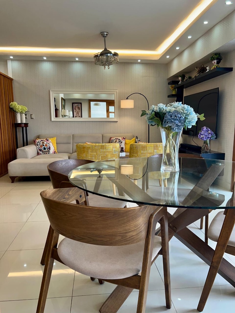 apartamentos - Vendo urbanización real dos habitaciones 2.5 baños dos parqueos balcón tipo terr 3
