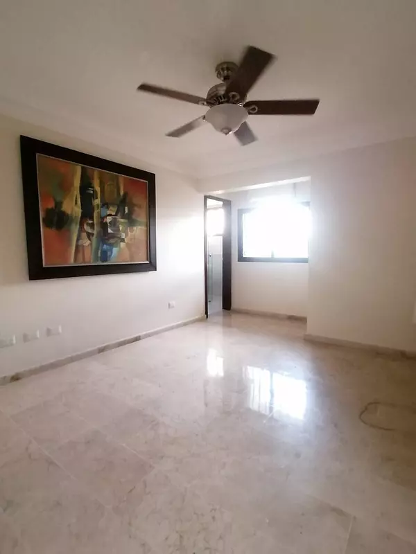 apartamentos - Apartamento AMUEBLADO en alquiler en Los Cacicazgos: 

215 mt / 2do piso 
2 hab  6