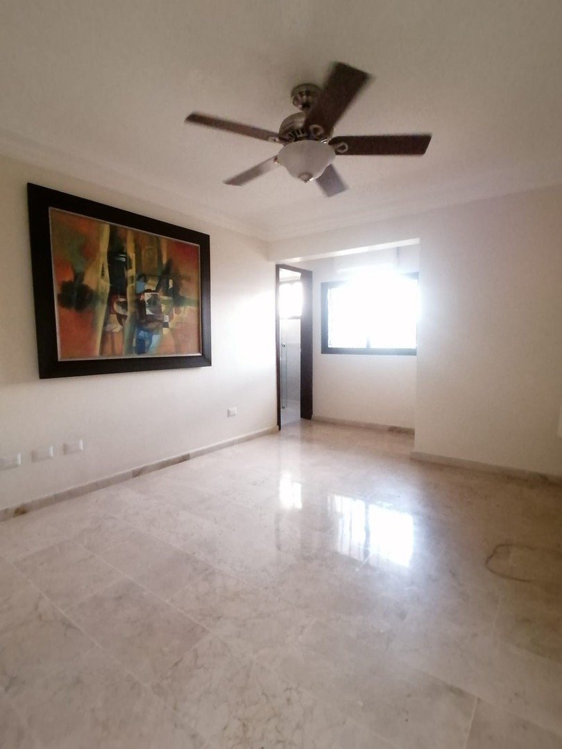 apartamentos - Apartamento AMUEBLADO en alquiler en Los Cacicazgos: 

215 mt / 2do piso 
2 hab  5