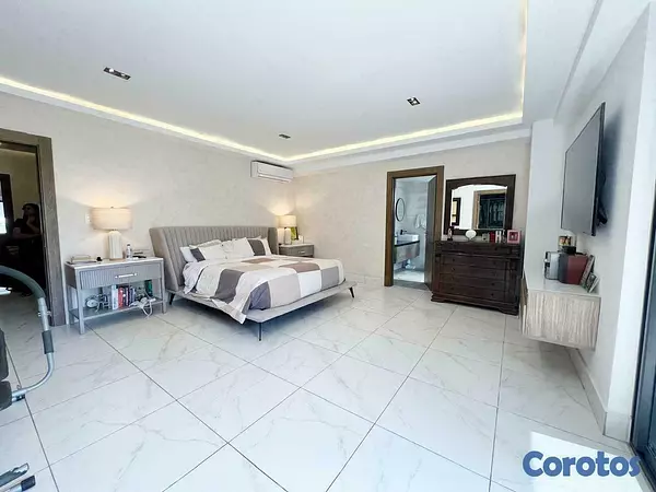 apartamentos - Piantini venta moderno apartamento con área social 7