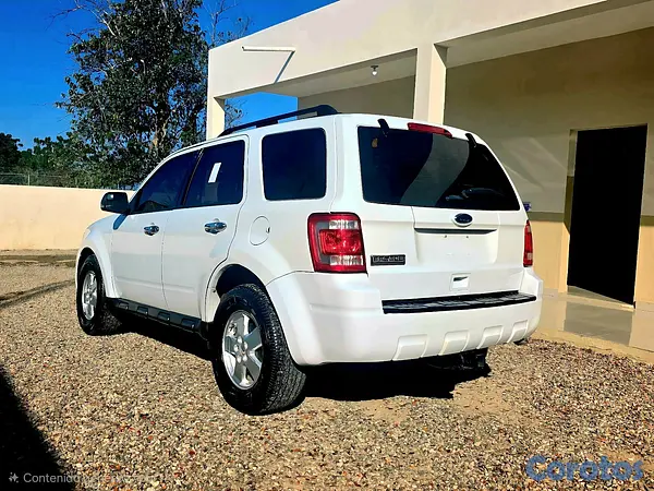 jeepetas y camionetas - FORD ESCAPE 2011  5