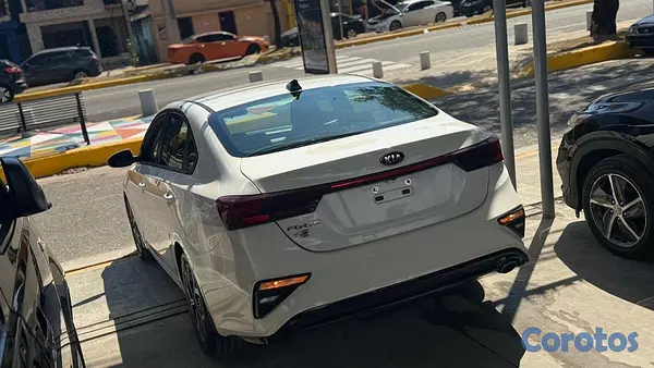carros - 2019 KIA FORTE LXS CLEAN CARFAX 2