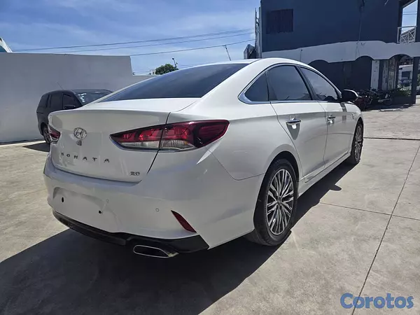 carros - HYUNDAI SONATA NEW RISE 2018 BLANCO GASOLINA 3