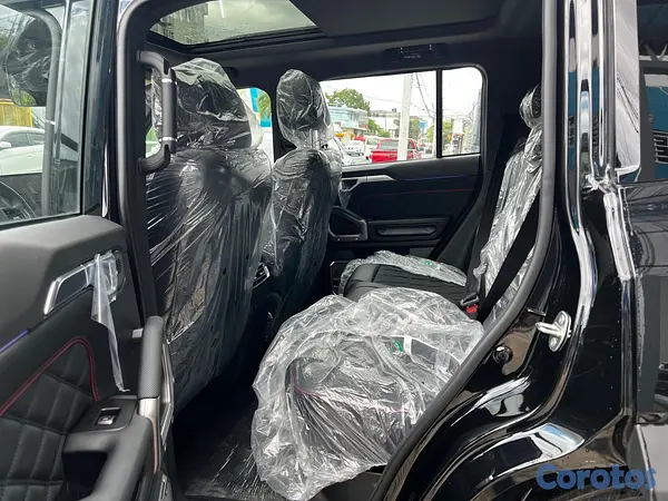jeepetas y camionetas - JESTOUR T2 año 2025  7