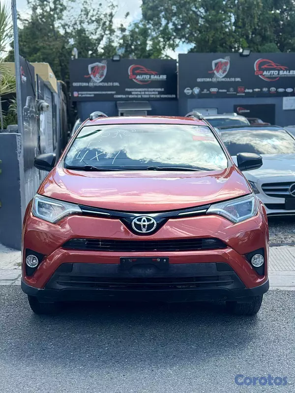 jeepetas y camionetas - Toyota rav4 LE 4x4 2016 5