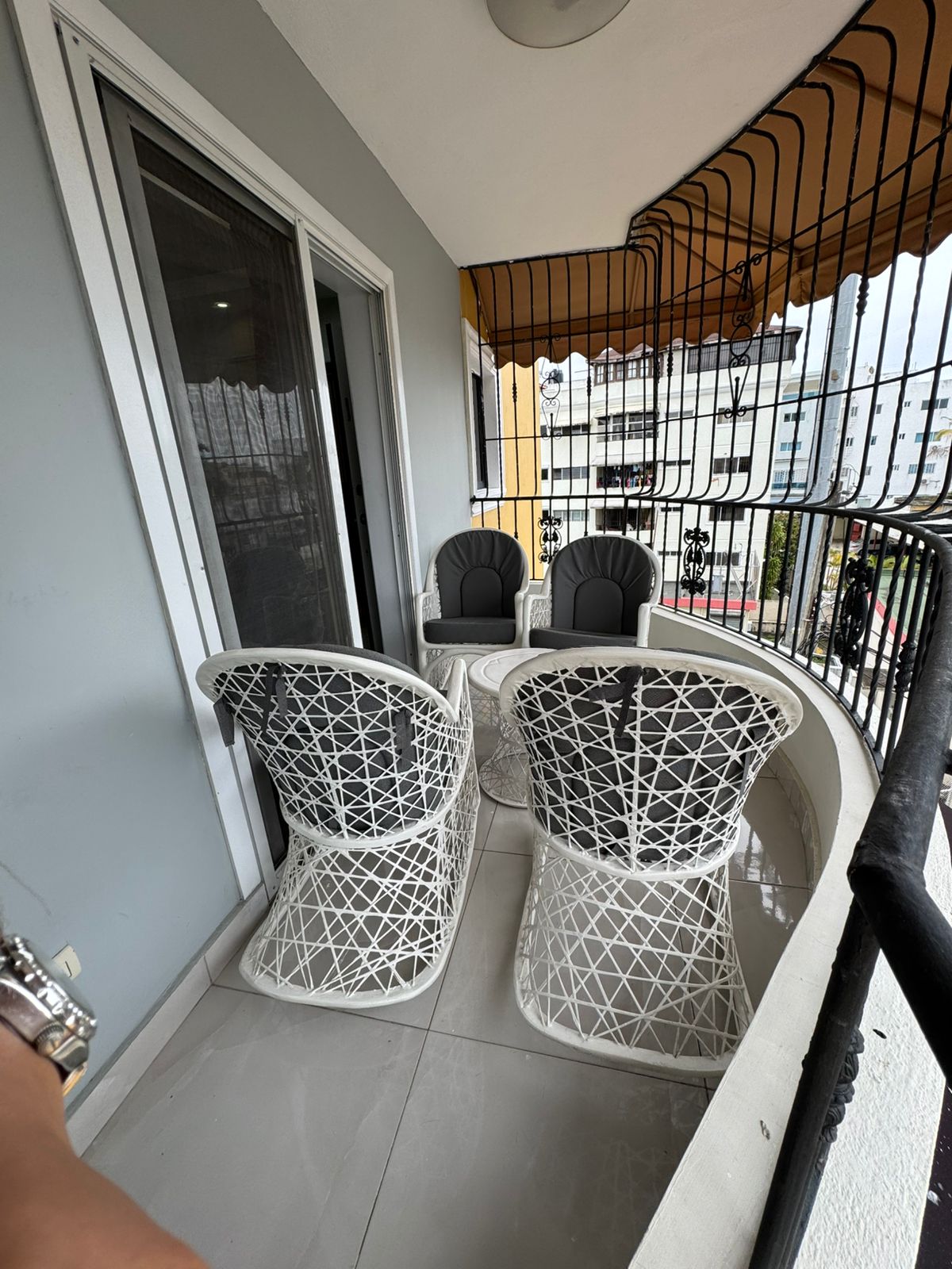 apartamentos - Apartamento En Viejo Arroyo Hondo 3 Habitaciones 9