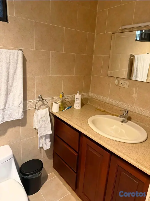 apartamentos - Venta de Apartamento en el millon primer nivel 3